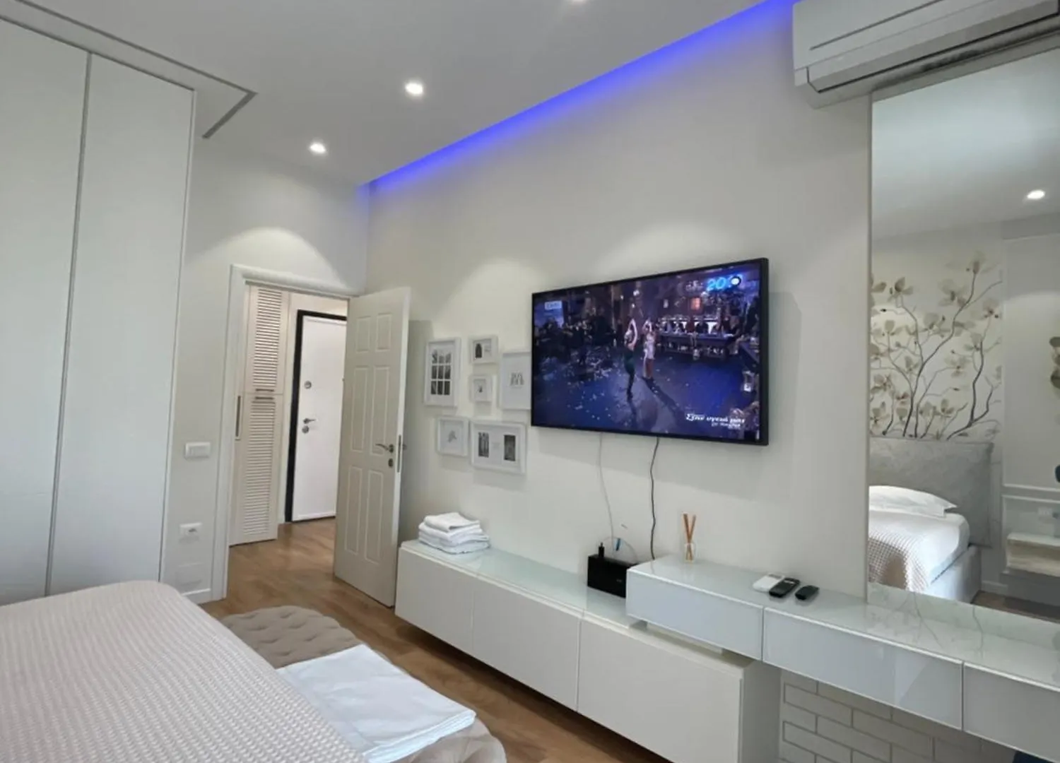 Enrik Apartment Tirana 0*,